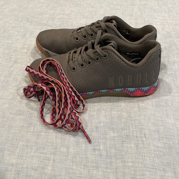 Nobull trainers - Picture 3 of 5